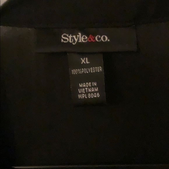 Black button up blouse - Picture 2 of 6